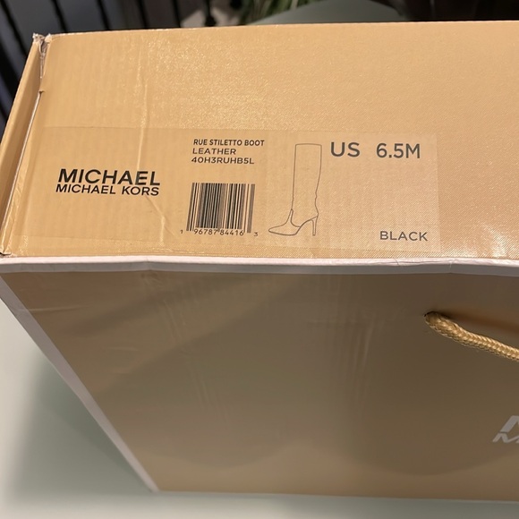 New Michael Michael Kors Rue Stiletto Black Leather Size 6.5 - Picture 8 of 9